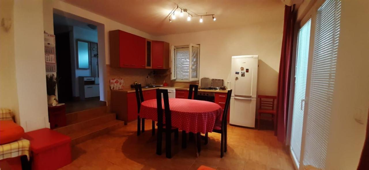 Holiday Home Zeljana Kaprije Exterior photo