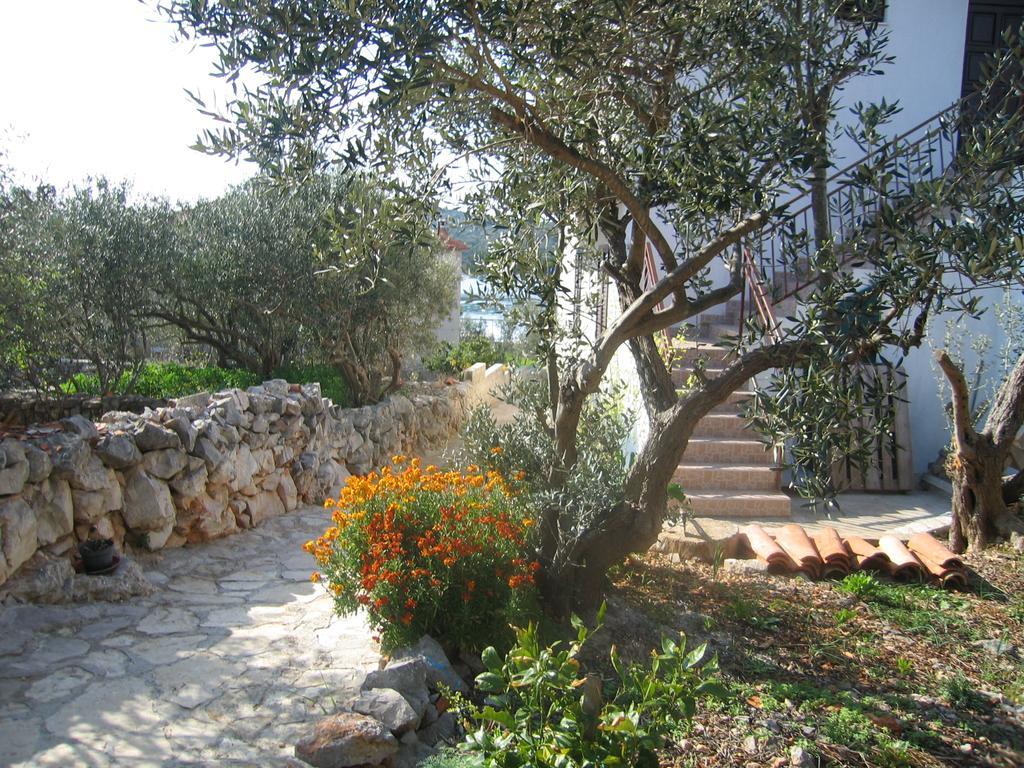 Holiday Home Zeljana Kaprije Exterior photo